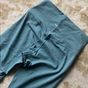 Paragon Fitwear Essential Leggings sz Small